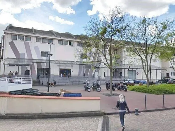 Bureau 2545 m²