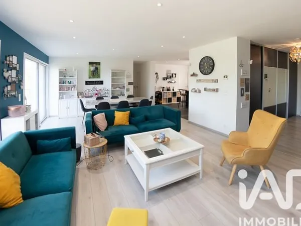 Vente Maison traditionnelle 8 pièces