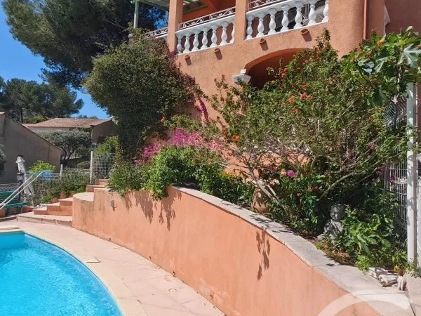 Maison 6 pièces 162 m²