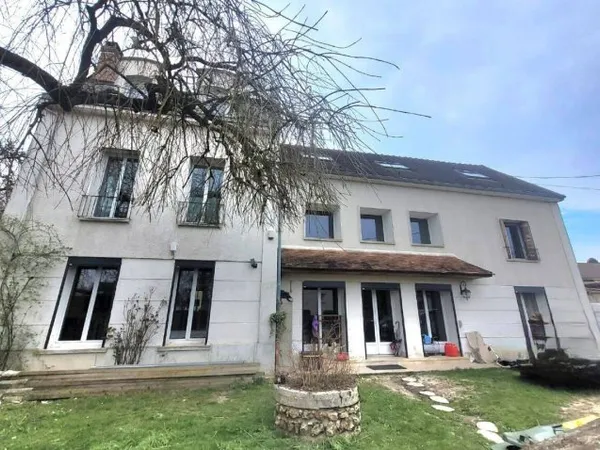 Maison 14 pièces 342 m²