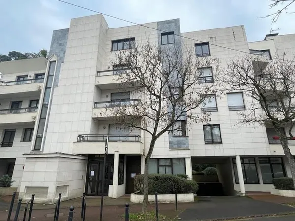 Local commercial 116 m²