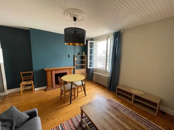 Location T2 proche CHU 52m²