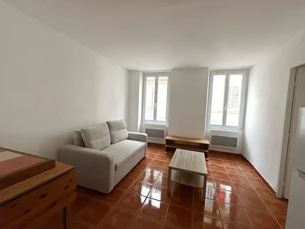 T2 meublé de 40m2 avec balcon - Marseille 1er