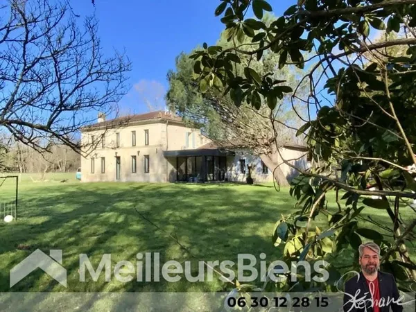Jolie maison de maître environnement boisé