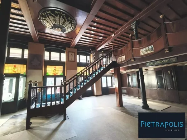 Local commercial 570 m²