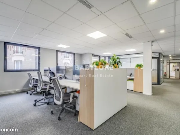 Bureaux 274 m²