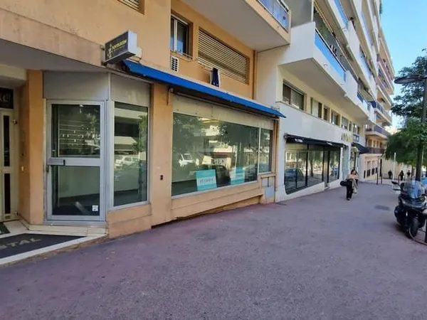 Parking/Garage/Box 33 m²