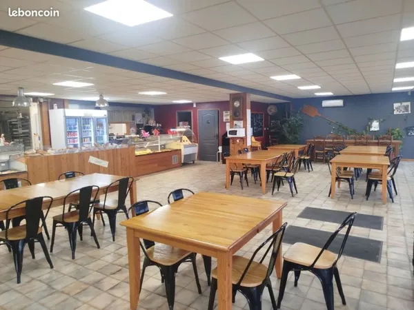 À VENDRE - Ensemble Boulangeries/Pâtisserie/snacking + son dépôt (même principe)- Secteur Brioude (4