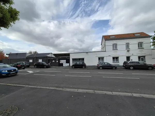 ENSEMBLE IMMOBILIER LOUE