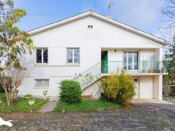 Maison 6 pièces 121 m²