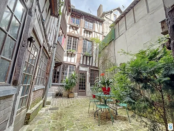 Maison Rouen 8 pièce(s) 219.61 m2
