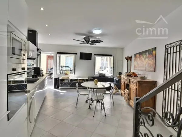 A VENDRE - BELLE MAISON DE VILLAGE RENOVEE - 4 PIECES - PALAU DEL VIDRE - 66690 - PYRENEES ORIENTALE