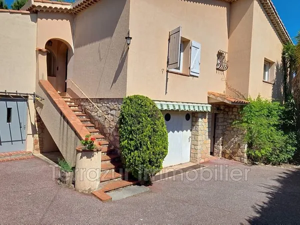 Maison 6 pièces 145 m²