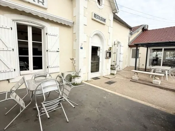 Local commercial 530 m²