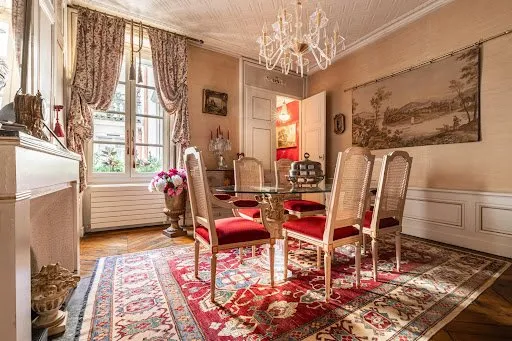 Appartement 5 pièces 153 m²