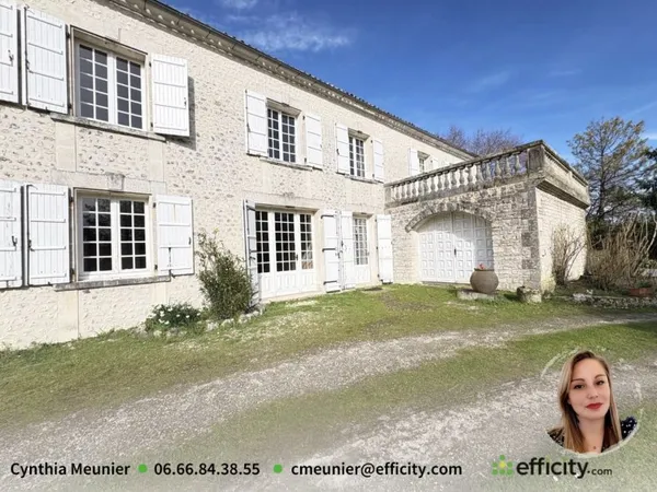 Maison 7 pièces 222 m²