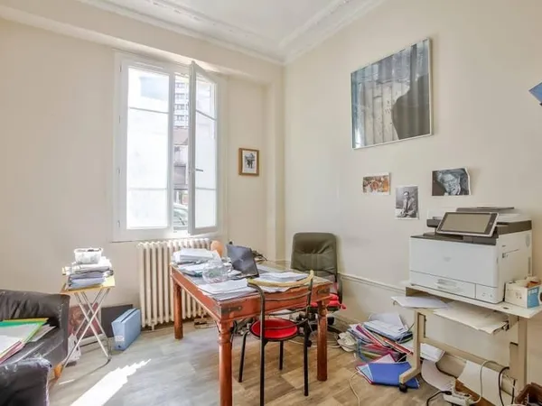 Bureaux 50 m²