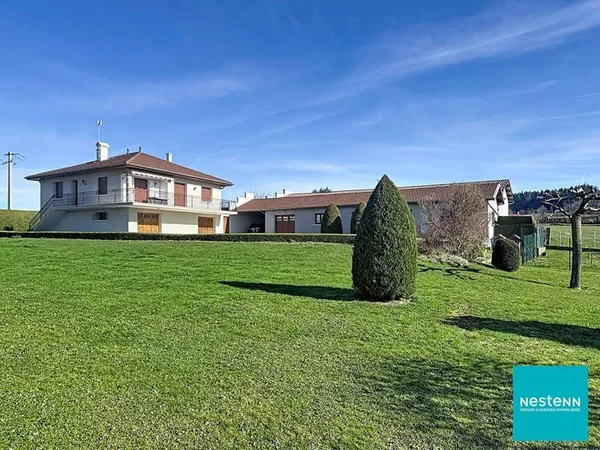 A Cottance, 10 minutes de Feurs, Maison individuelle sur sous-sol de 97 m2 habitables avec dépendanc