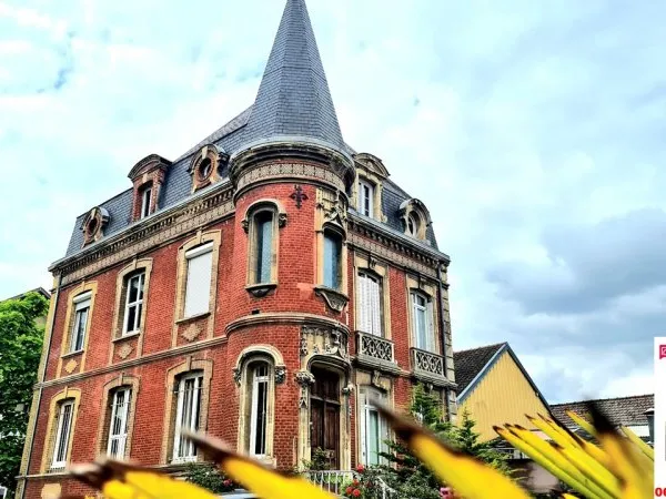 LOUVIERS 27400 hyper centre ville - Propriété de caractère de 240 m2 - 5 chambres + une maison d'ami