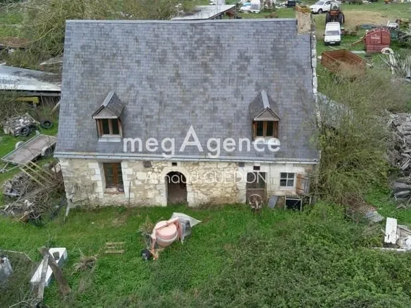 Authentique Longère Angevine de Caractère à Restaurer Entièrement - 20 min Angers