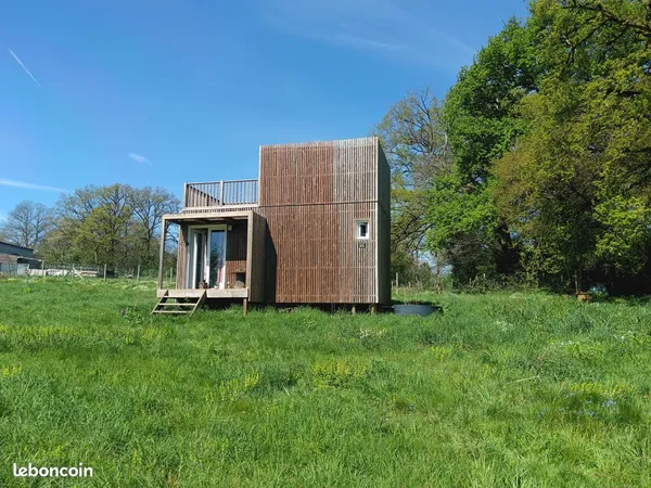 Vente terrain constructible (2172m2) et petite maison en bois