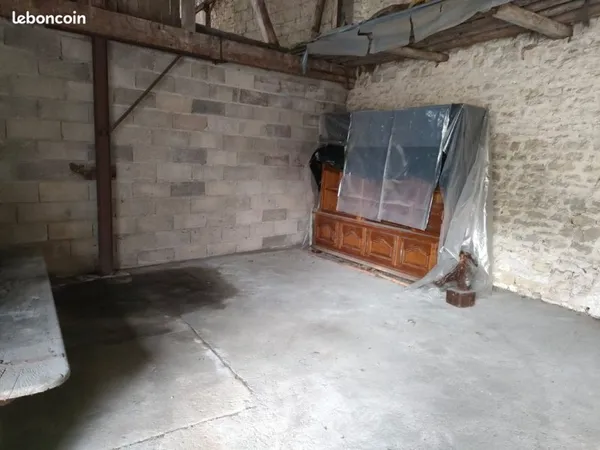 Grange 80M2 dans l'Yonne