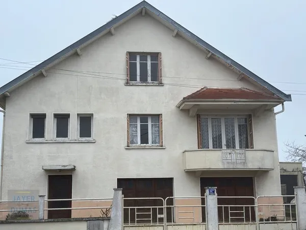 EN EXCLUSIVITE - CHALON-SUR-SAÖNE - Maison familiale à fort
