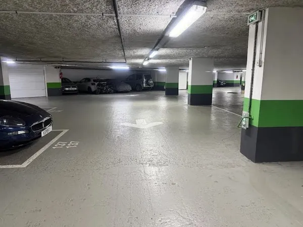 Parking 25 m²
