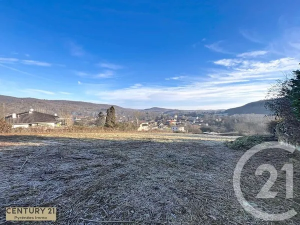 Terrain 5711 m²