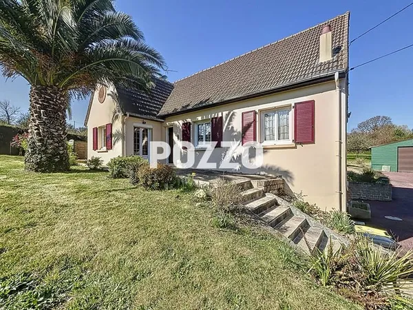 VENTE : maison T5 (147 m2) à PIERREVILLE - bon état - grand jardin - maison + garage
