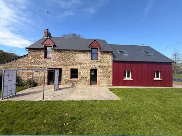 Maison longère 175 m² 5 chambres terrain 1246 m² Landean Fougères