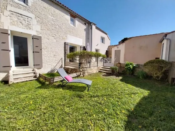 Vends maison 120m² très proche de La Rochelle