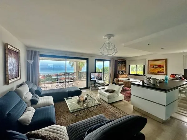 RARE NICE Location meublé appartement 4p 82m2 vue mer