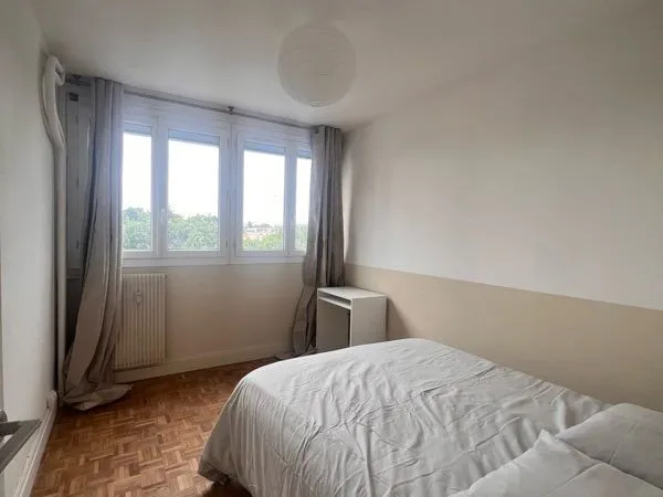 Chambre dans un T4 à Brequigny