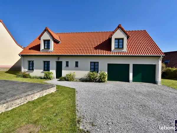 Pavillon 8 pièces 148 m²
