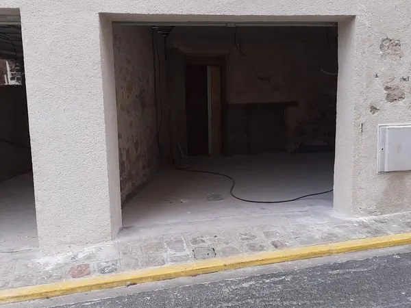 A louer, un local commercial de 9m2, au centre-ville de Lizy sur Ourcq
