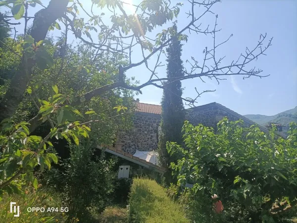 Maison ancienne entierrement renové avec beaucoup de charme