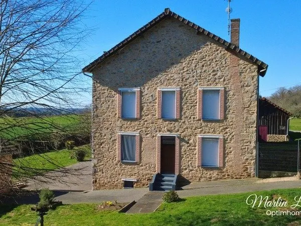 Maison à vendre 7 pièces Proche de SAINT-LEONARD-DE-NOBLAT (87)