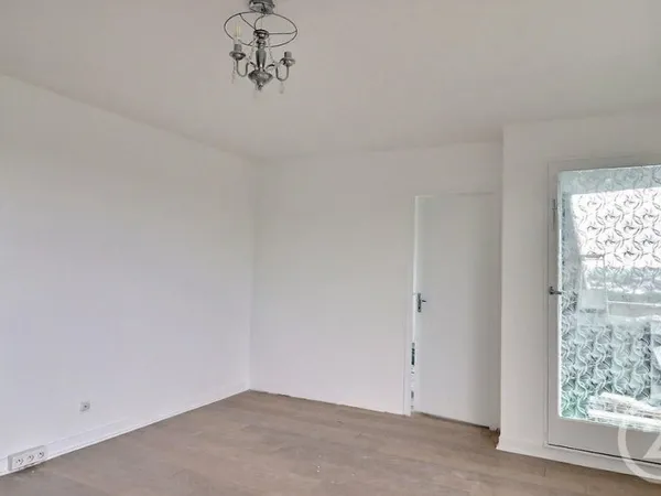 Appartement 4 pièces 77 m²