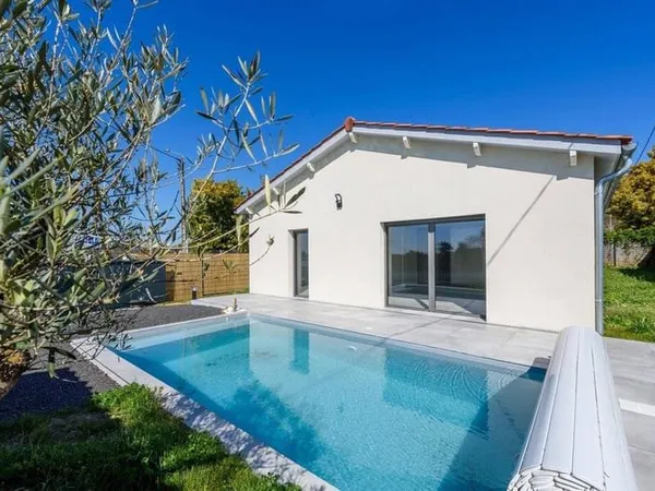 Maison de plain-pied 4 pièces 120 m²
