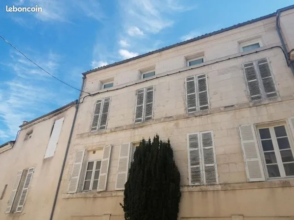 Charmant appartement T3 à vendre avec locataire en place