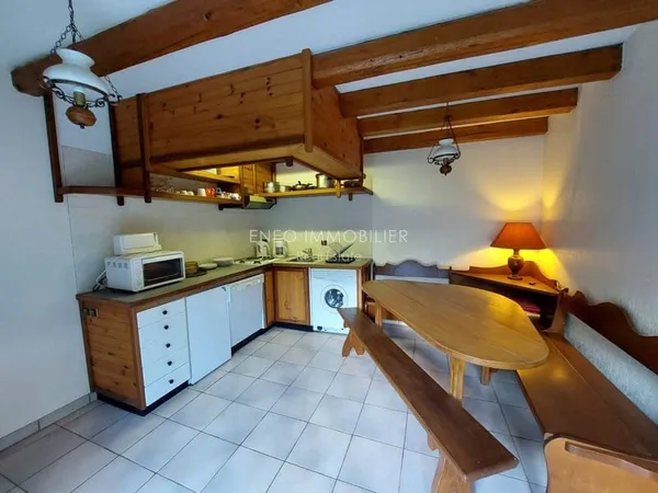 Bel appartement 3 pièces avec petite terrasse