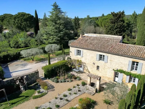 Mas historique aux portes d'Uzès