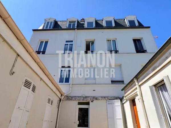 APPARTEMENT 2 PIÈCES ENTIÈREMENT RÉNOVÉ – CENTRE-VILLE DE POISSY