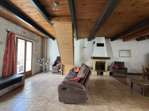 Maison de village avec garage à Fleury d'Aude (11560)