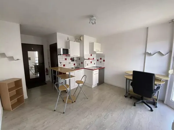 T1 DE 18,28M2 RUE DES PÉJOCES