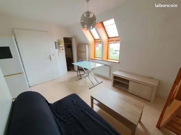 Duplex meublé quartier St leu proche facs sciences / citadelle