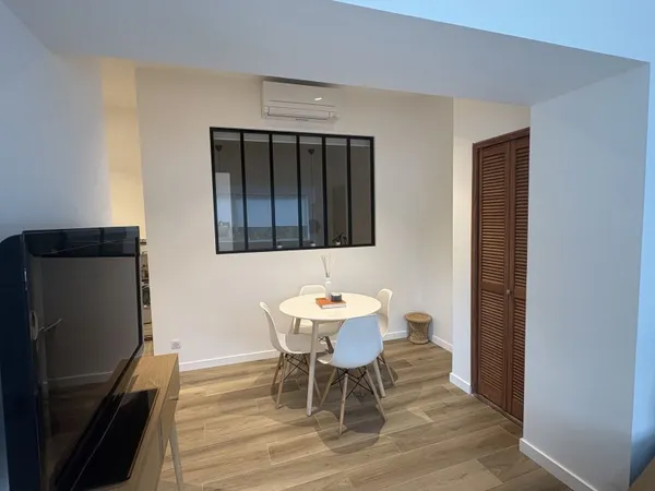 Location appartement meublé entièrement rénové