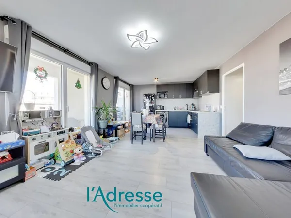 RARE !! Appartement Noisy-le-grand 4 pièce(s) 81 m2