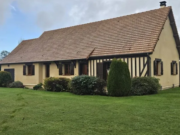 Maison contemporaine proche de Moyaux